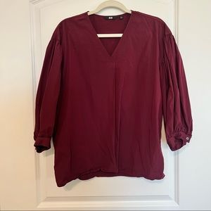 UNIQLO women red/maroon/burgundy Cotton V Neck 3/4 Volume Blouse size M/Medium
